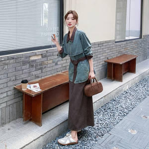 轻熟风撞色牛仔外套女秋季2025新款高级感灯芯绒半身裙穿搭两件套图片