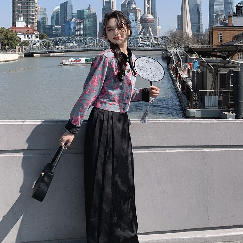 2025新款春季复古印花牛仔短外套,女装短外套,2C222
