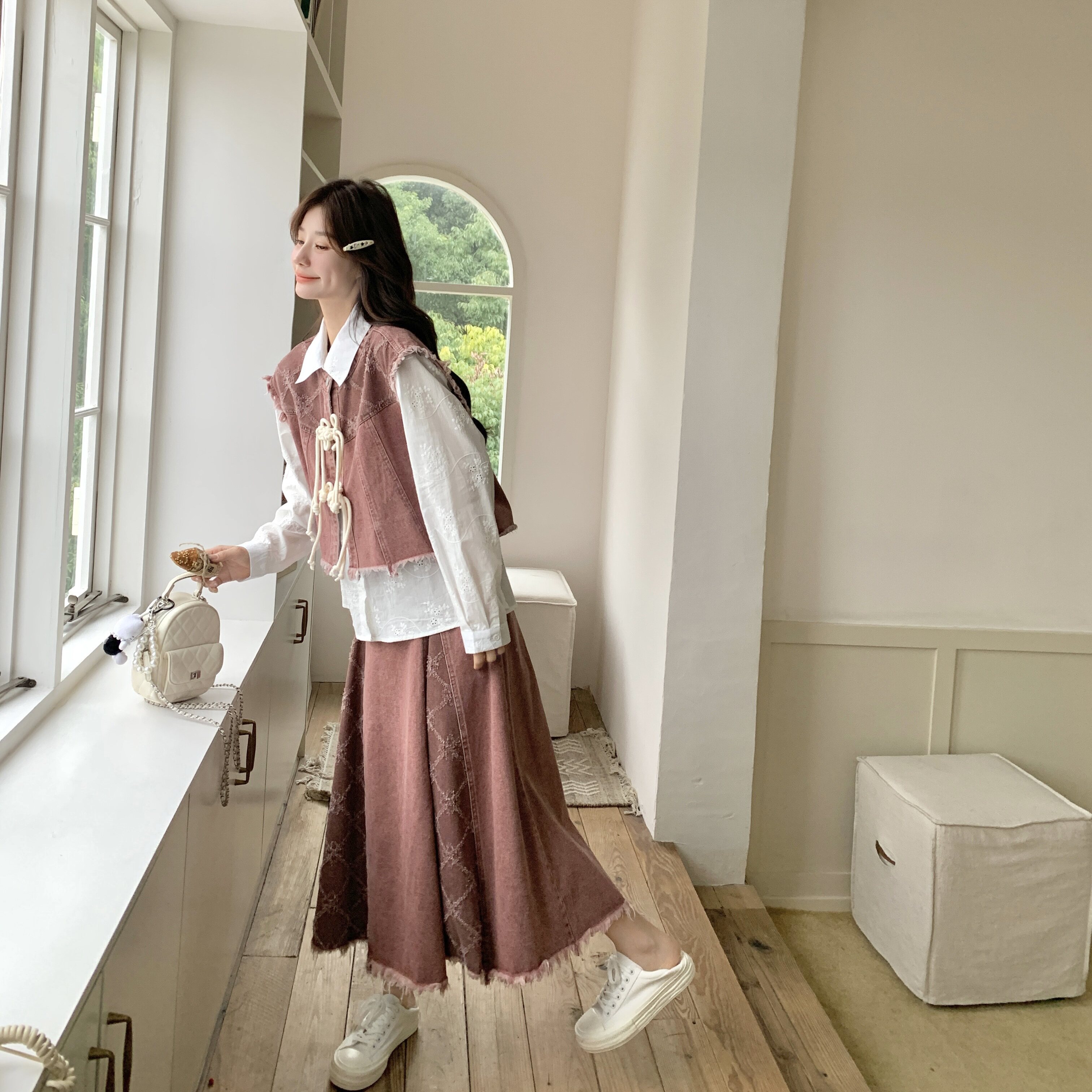 粉色设计感小众牛仔套装女春装2025新款马甲衬衫上衣半身裙三件套,女装套装/套裙,2C068