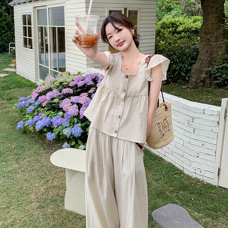 法式减龄小飞袖吊带上衣套装女2025夏季新款宽松显瘦阔腿裤两件套图片