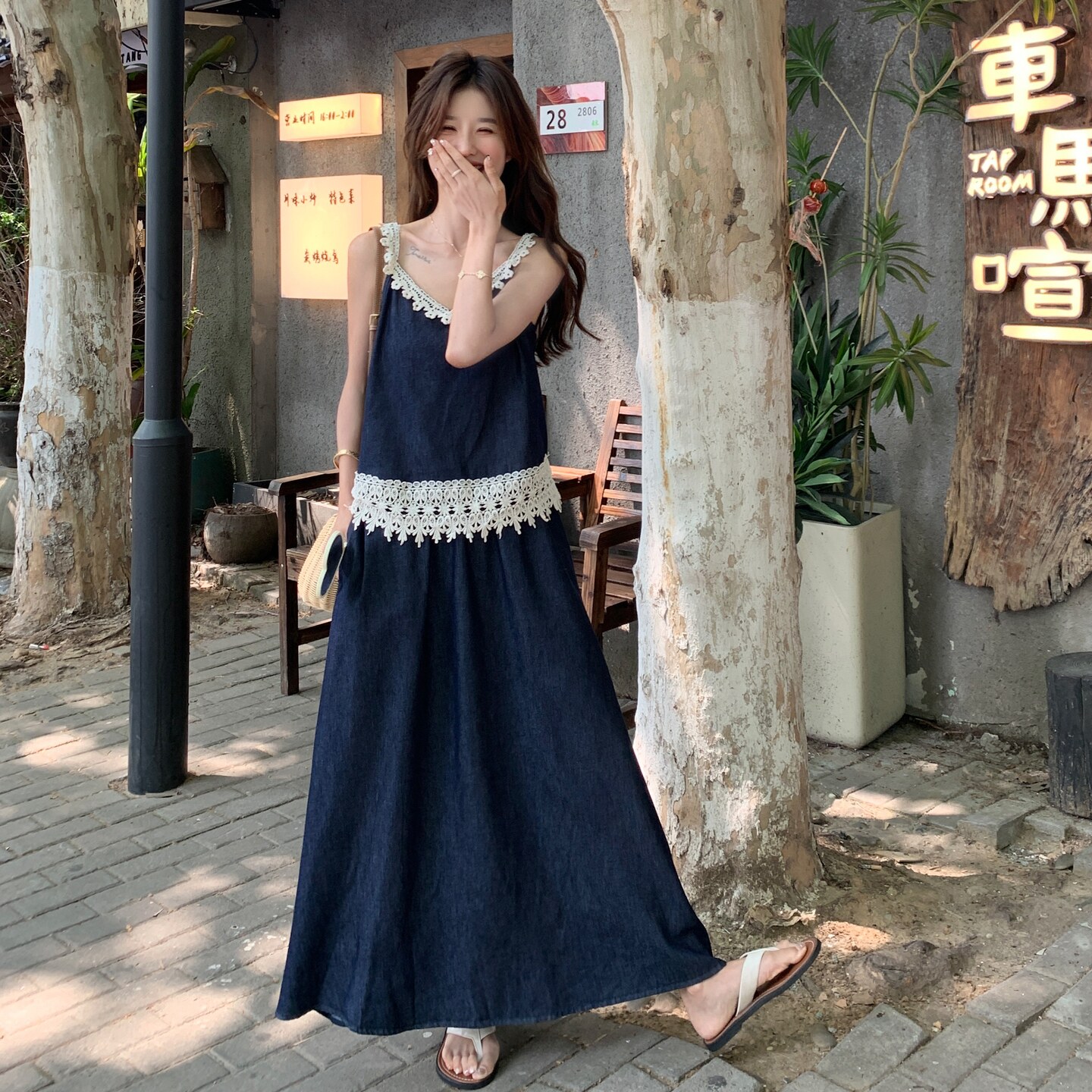 2025夏季新款韩版时尚气质百搭显瘦吊带拼接蕾丝高腰半身裙套装潮图片
