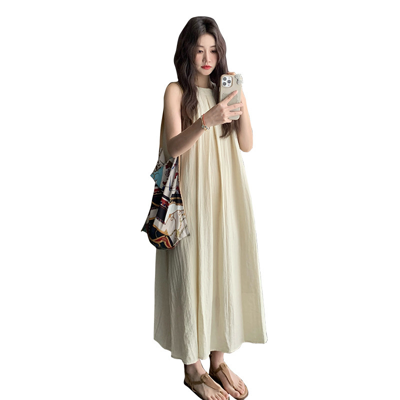 杏黄色无袖挂脖连衣裙女夏季2025新款法式温柔显瘦海边度假风长裙,女装连衣裙,2D043