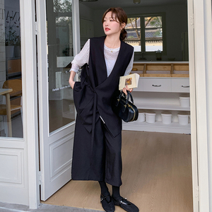 休闲黑色马甲蕾丝T恤阔腿裤套装女春秋季ootd穿搭三件套盐系轻熟图片