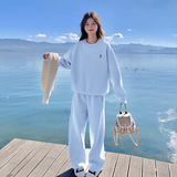 浅蓝色（加绒，带围脖）