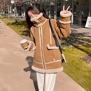 韩版宽松羊羔毛外套女冬季短款皮毛一体加绒加厚韩系上衣小个子潮图片