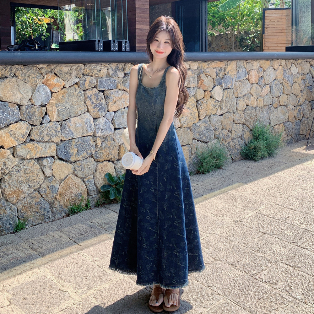 复古渐变牛仔印花背带裙女2025夏季时尚独特绝美减龄显瘦气质长裙图片