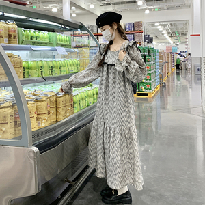 法式复古碎花荷叶边连衣裙女2025春季新款时尚显瘦高级感气质长裙图片