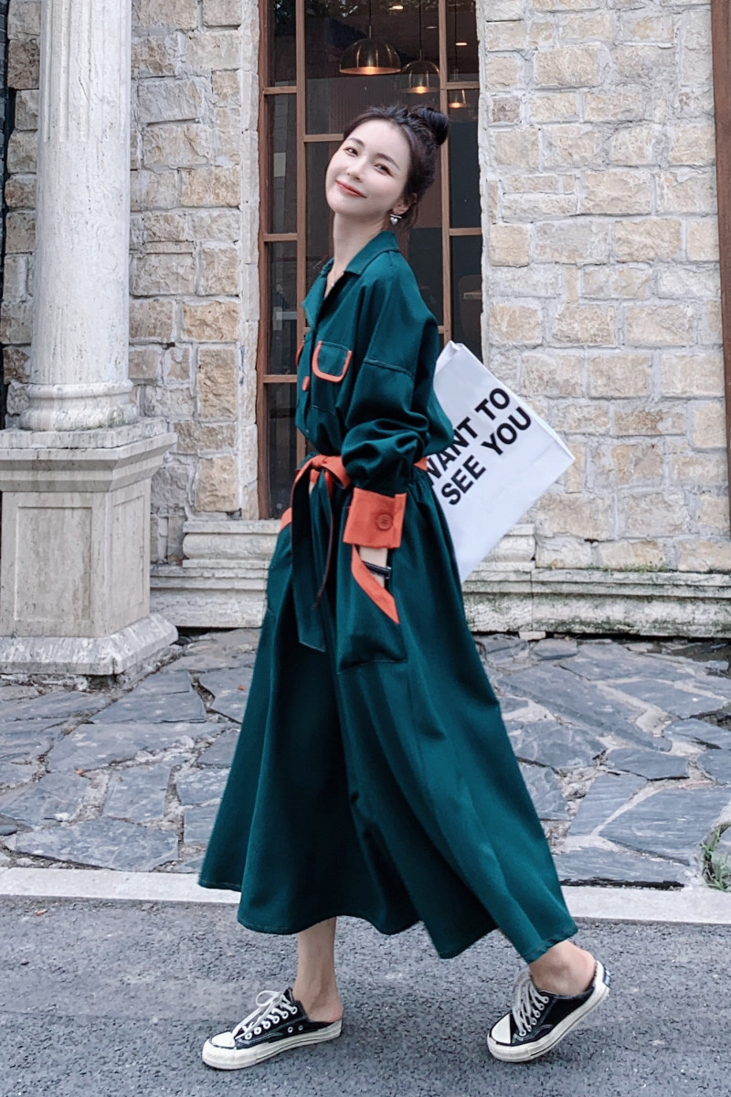 墨绿色休闲显瘦连衣裙女2025春秋季新款法式高级感气质长袖衬衫裙,女装连衣裙,2C056