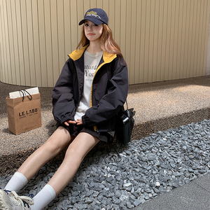 学院风撞色连帽冲锋衣外套女2025秋季新款美式宽松休闲百搭短夹克图片