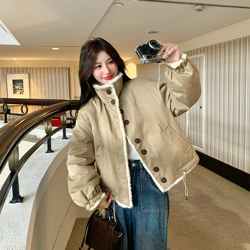 新品有货设计感两面穿皮毛一体外套2C285-2616-P205-K308,女装短外套,2C285