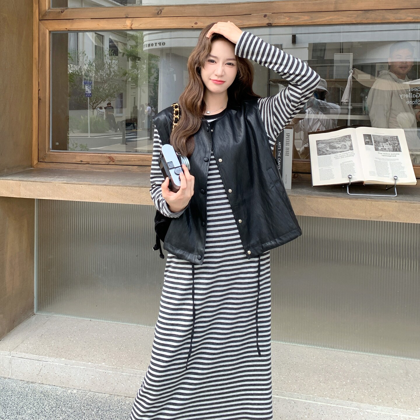高级感韩系条纹连衣裙套装女秋慵懒松弛感PU皮黑色马甲叠穿两件套,女装连衣裙,2C166