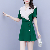 绿色