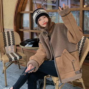 美拉德棕色麂皮绒厚外套女2025新款冬季高级感皮毛一体羊羔毛爆款图片