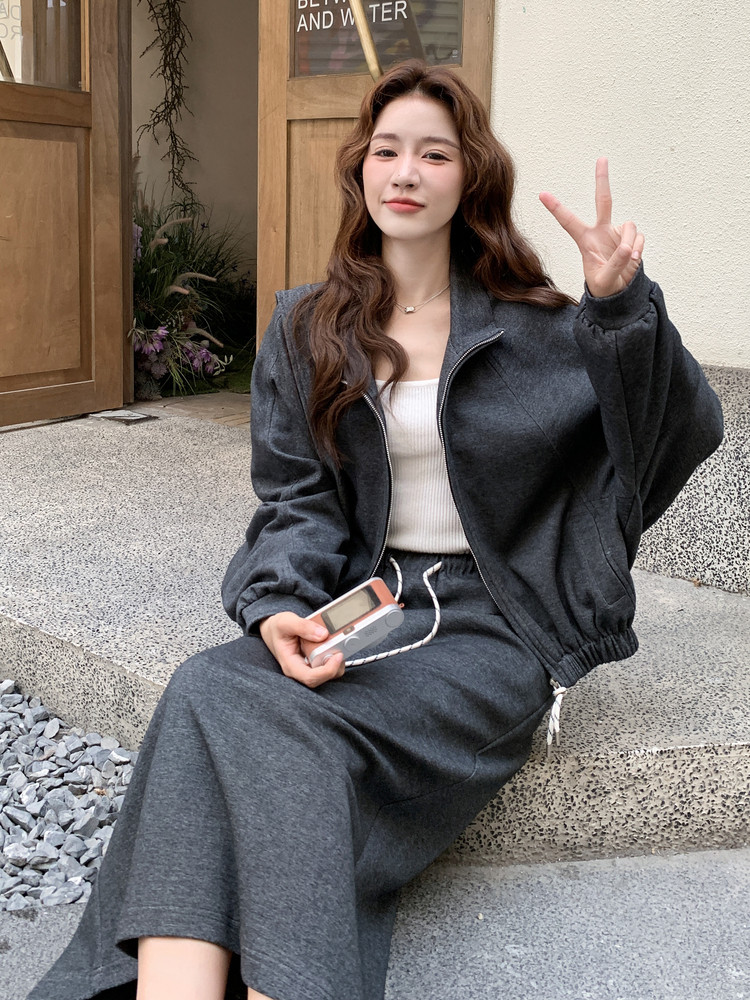 休闲运动灰色蝙蝠侠卫衣半身裙套装女春秋松弛感两件套爆款高级感,女装套装/套裙,2D013