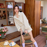 2025夏季女装新款竖条纹假三件套欧版时尚吊带衬衫短裤套装，女装套装/套裙，2C233