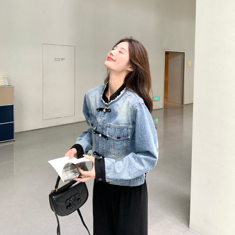 蓝色牛仔外套春秋女2024新款韩版宽松高级感撞色炸街减龄短款上衣,女装短外套,2D146