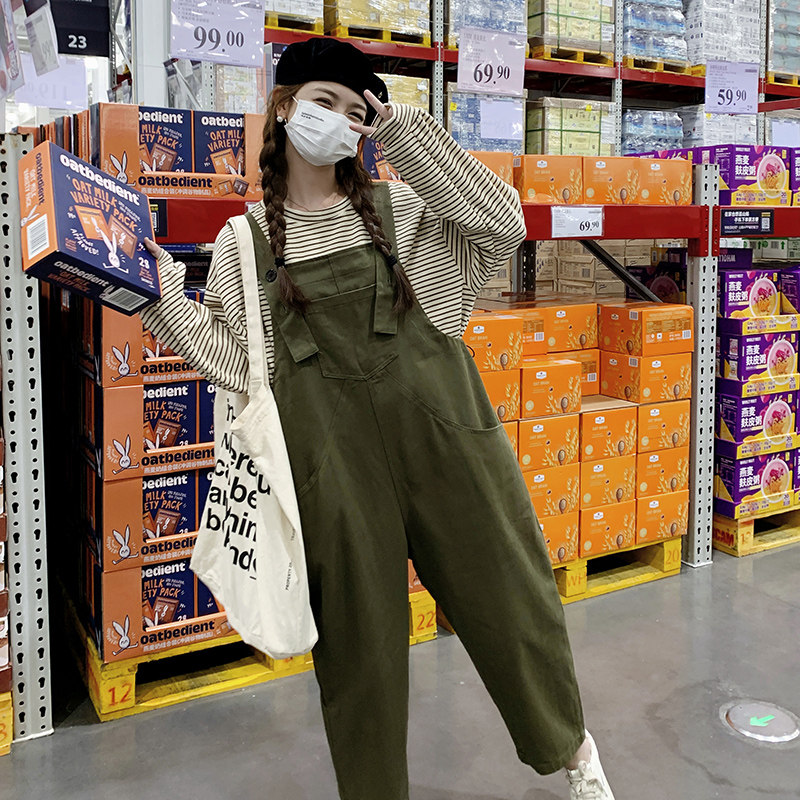日系绿色工装背带裤女春秋2025超火森系穿搭减龄宽松慵懒,女装休闲裤,2C177