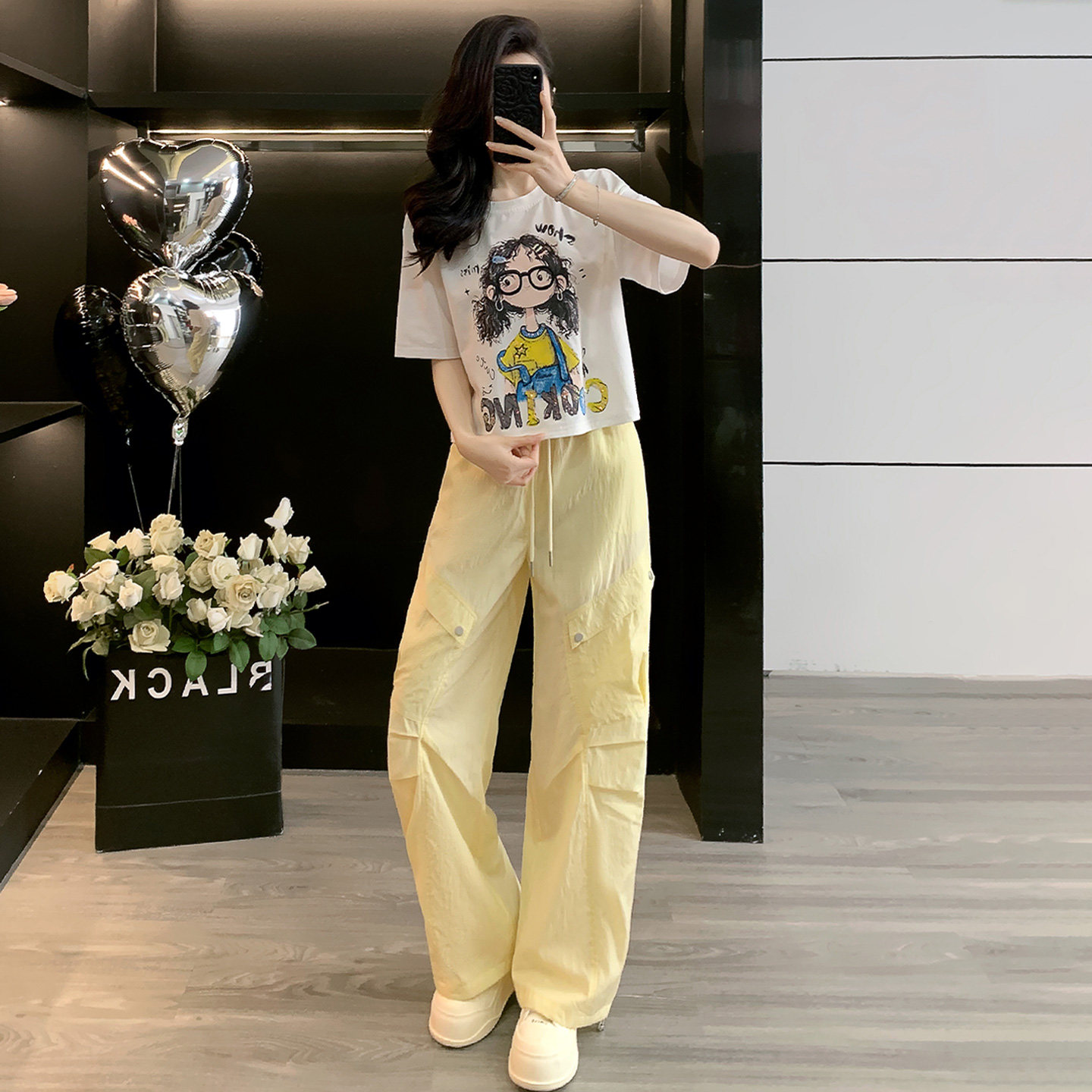 高级感时尚潮流套装女夏新款宽松圆领卡通印花上衣工装长裤两件套图片