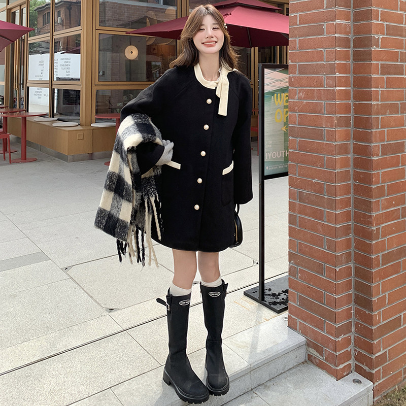 现货2D078-W6729-P225K348蝴蝶结绑带赫本风呢大衣内里羽绒90，女装毛呢外套，2D078