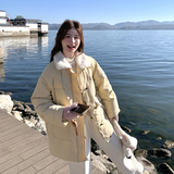 黄色减龄毛绒拼接黄色羽绒服外套女冬季2025新款独特超好看面包服，女装羽绒服，2C159