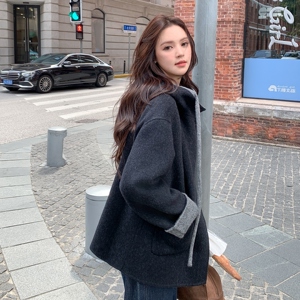 黑灰撞色连帽外套女复古甜酷气质羊绒大衣2c107-99015-P285-K395图片
