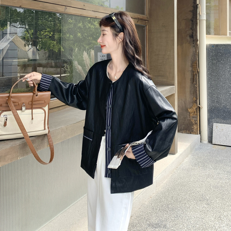 条纹拼接圆领黑色皮衣外套女春秋2025新款小个子流行爆款漂亮夹克,女装皮衣,2C275