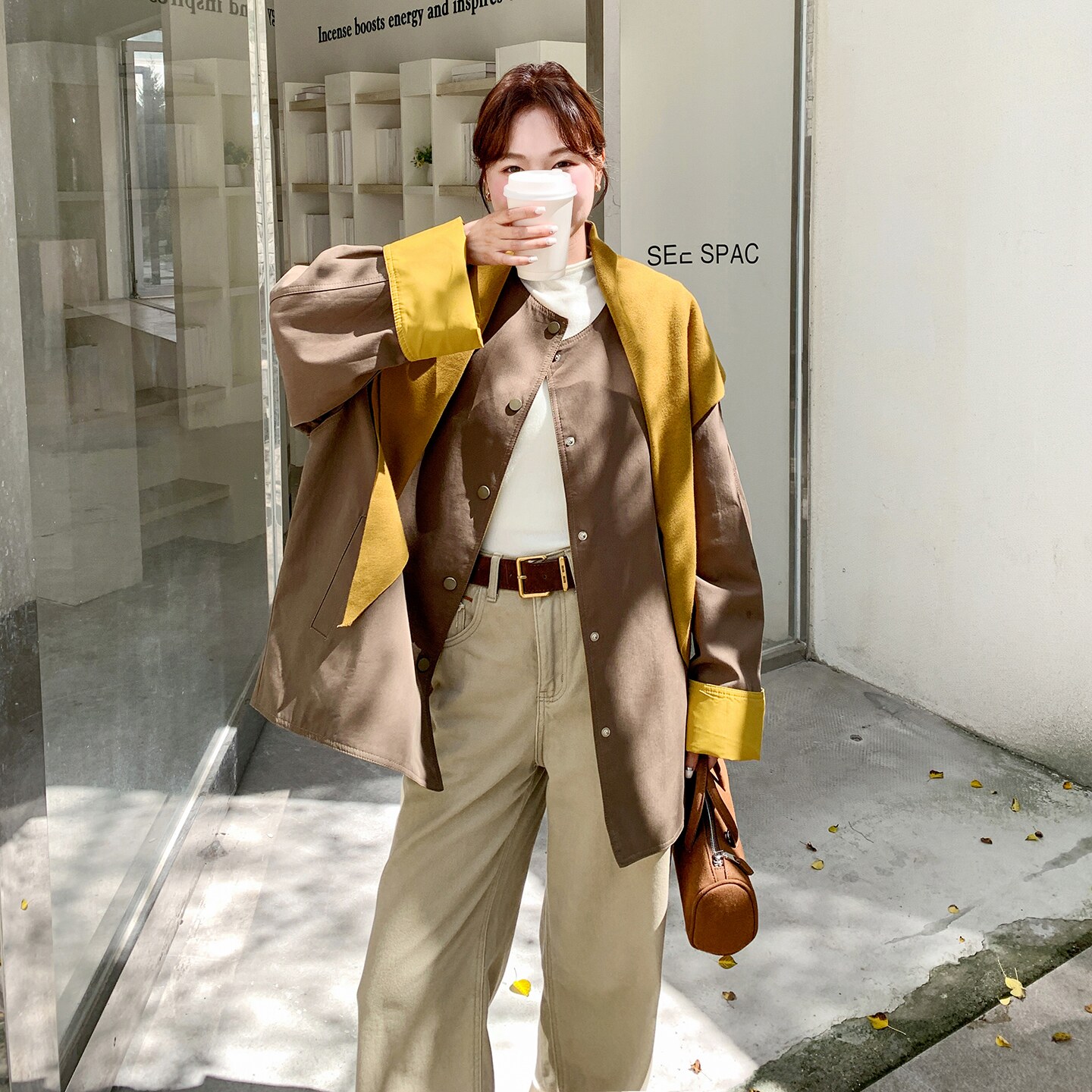高端欧货慵懒风披肩风衣女2025年秋季新款显瘦百搭休闲中长款外套图片