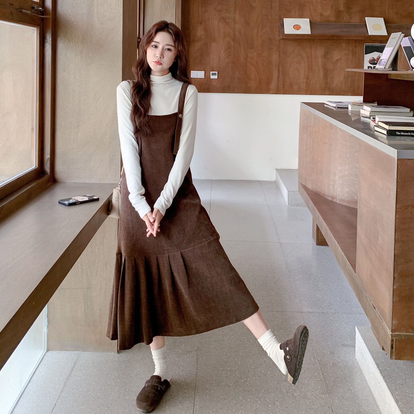 咖色复古设计感背带连衣裙套装女2025秋季温柔风打底衫长裙两件套,女装套装/套裙,2C206