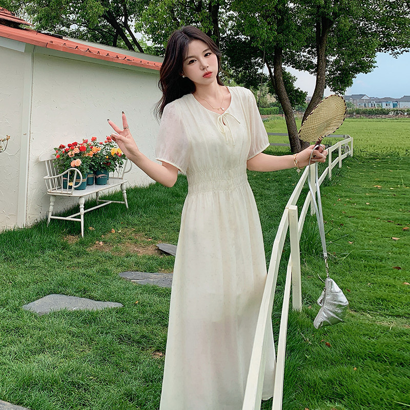挂脖式高腰夏季V领拼接连衣裙仙女裙温柔风收腰气质裙子显瘦白色,女装连衣裙,2C215