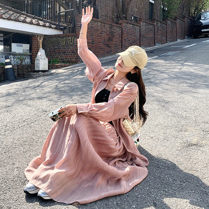 慵懒松弛感粉色防晒衫套装女夏装搭配一整套2025新款温柔风半身裙,女装套装/套裙,2C085
