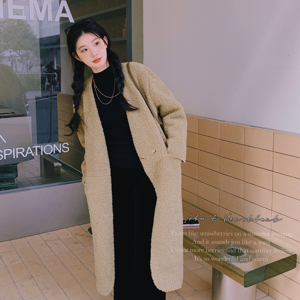 【大货已出】2025早春米驼色两颗扣皮毛一体长外套6693-P195控288,女装皮草,2C137