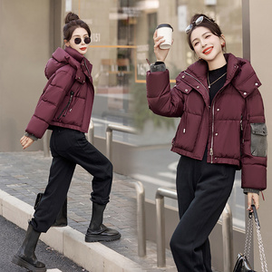酒红色短款羽绒服女2024新款冬季时尚宽松小个子超好看白鸭绒外套图片