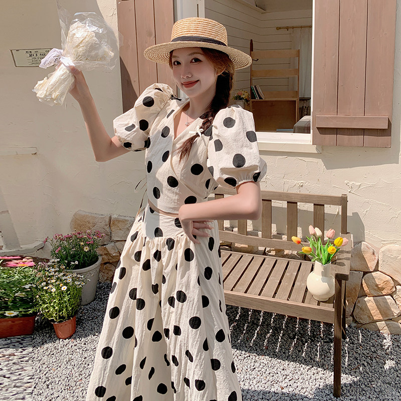 新款波点上衣+半裙套装2C122-8830-P135-K208,女装套装/套裙,2C122