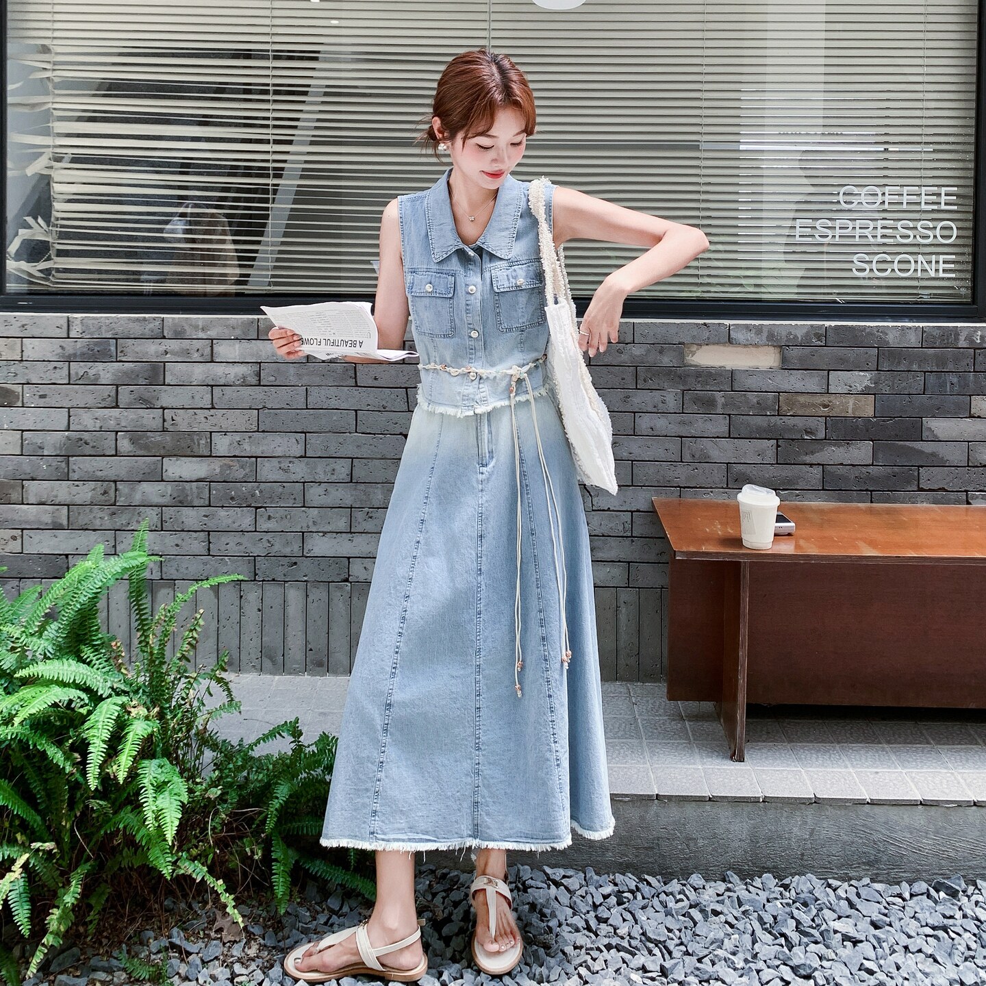 复古设计感渐变牛仔马甲套装女夏新款轻薄气质显瘦半身裙两件套图片