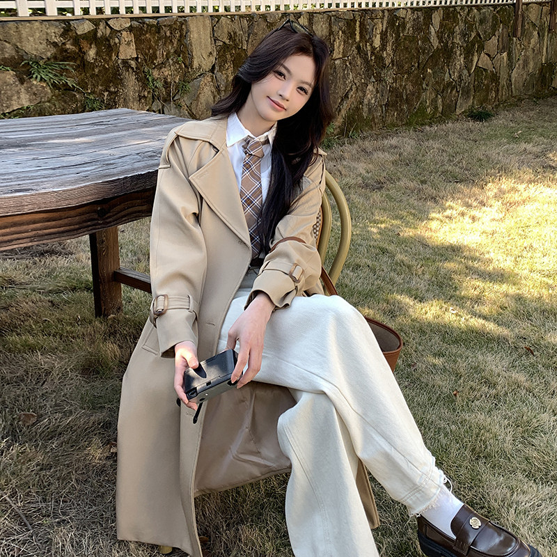 慵懒风卡其色风衣外套女秋季2025新款高级感百搭中长款简约大衣潮,女装风衣,2C291