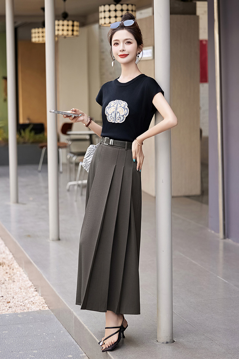 2025年夏季女装女士精品套装配腰带,女装套装/套裙,奕可儿
