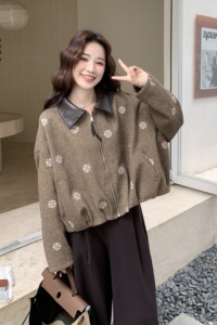 现货  设计感美拉德刺绣毛呢外套 2C236 9001 P185 K285图片