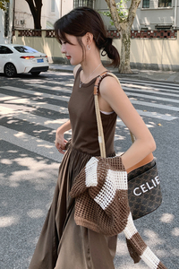 时尚洋气套装女初秋2025今年流行新款条纹针织衫吊带连衣裙两件套图片