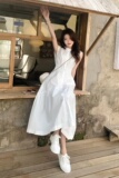 气质大方白色无袖衬衫连衣裙女夏2025新款高级设计感小众收腰长裙，女装连衣裙，2C159