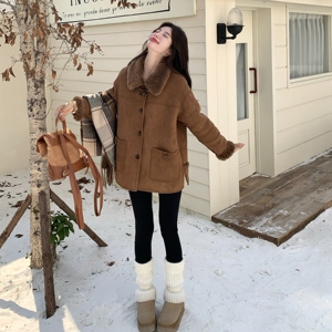 咖色牛角扣翻领羊羔毛外套女秋冬2025新款时髦皮毛一体爆款棉服图片