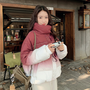 高级感超好看本命年渐变红色短款立领羽绒服女冬2024新款时尚外套图片