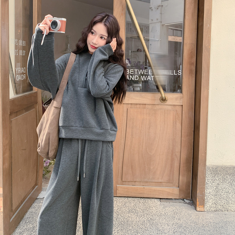 新品实体运动休闲套装5599-P195-K295,女装套装/套裙,2C275