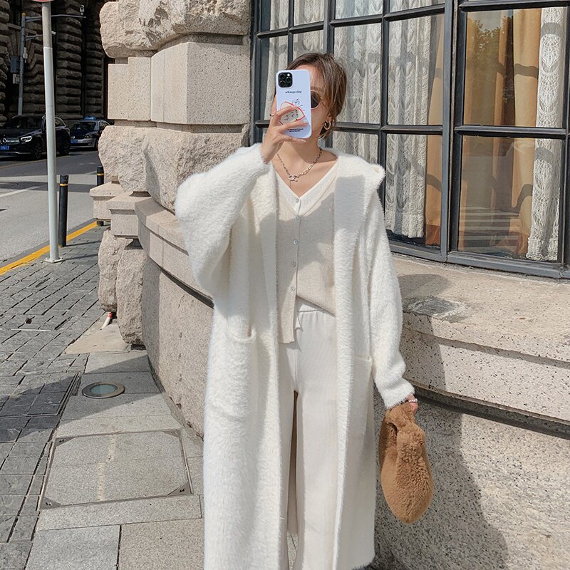 高端白色连帽羊绒大衣女2025秋冬超火好看独特漂亮名媛气质长外套,女装皮草,2C028