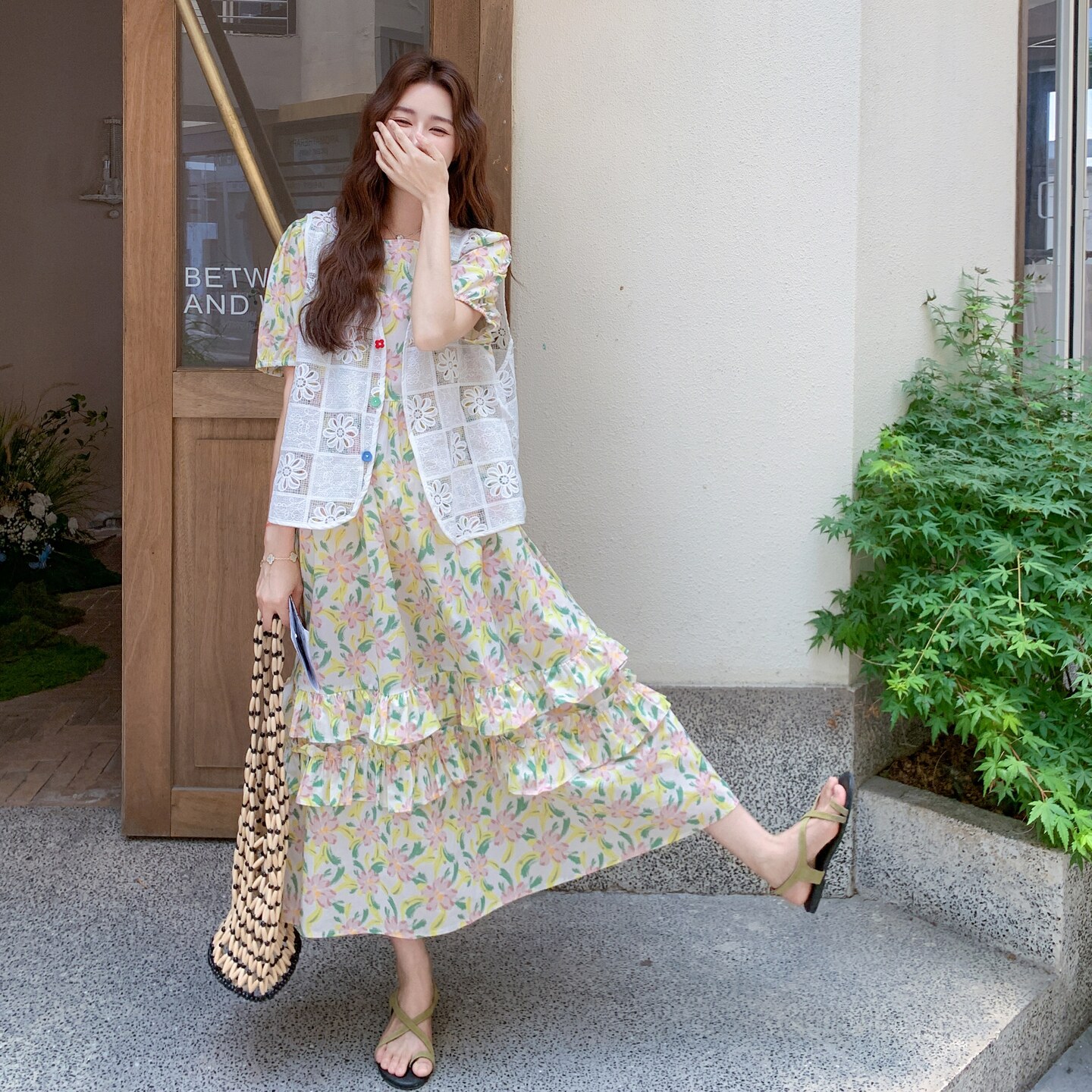 蕾丝马甲碎花连衣裙女夏2025新款法式浪漫温柔度假风两件套爆款图片