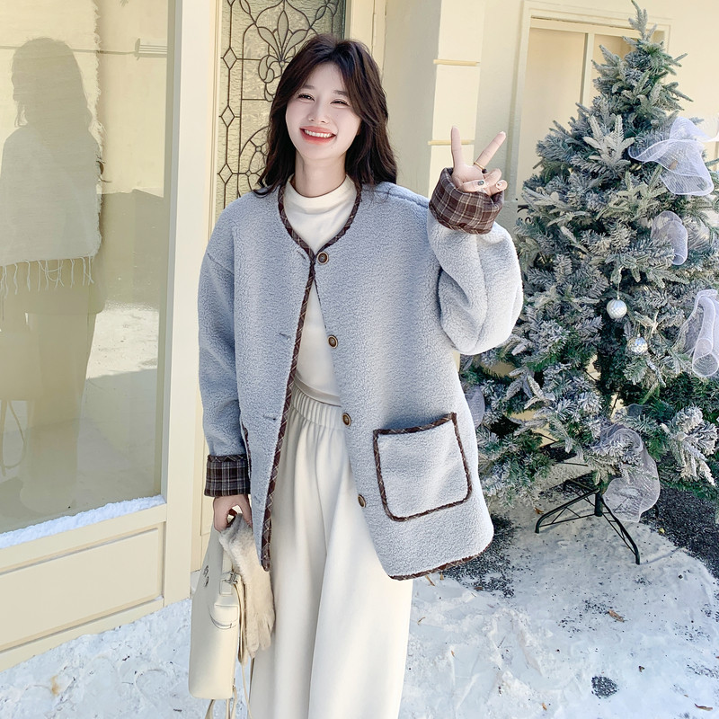 浅蓝色皮毛一体羊羔毛外套女秋冬2025新款小个子巨好看高级感棉服,女装短外套,2C131