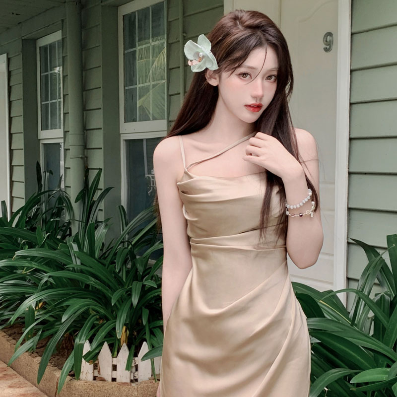 小心机收腰褶皱缎面开叉吊带连衣裙夏2C276-L2470-P125-K165,女装连衣裙,2C276