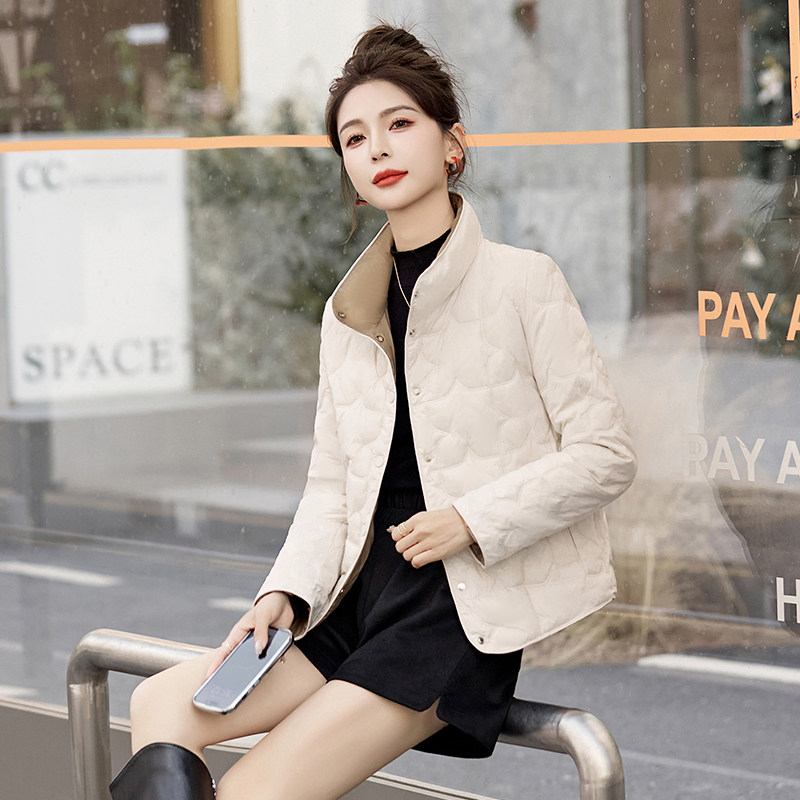 时尚洋气轻薄拼色棉服女2025冬季新款韩版宽松小个子外套，女装棉衣/棉服，自然秀,女装棉衣/棉服,自然秀