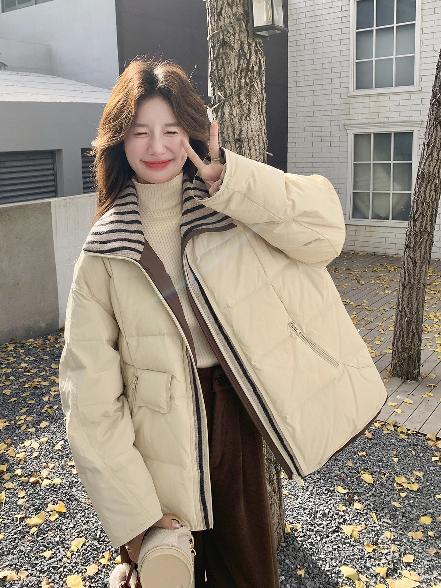 韩系chic立领泡芙羽绒服女2025冬季新款加厚面包服外套高级小众,女装羽绒服,2B237