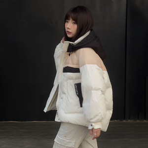 现货~~！！设计款拼色带帽羽绒服p245图片