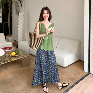 慵懒风复古套装裙女2025夏季新款镂空刺绣背心高腰半身裙两件套图片